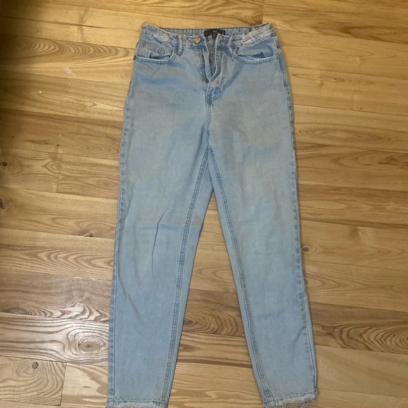 Brand riot, size 2, light wash - Picture 1 of 4